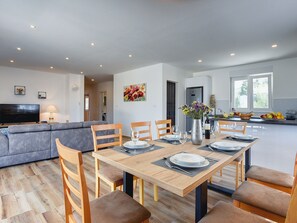 Villa | Private kitchen | Electric kettle - Villa in Kanfanar With Swimming Pool (Kanfanar)