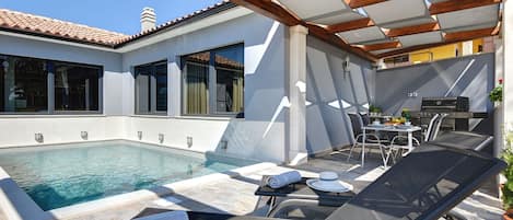 Maison | Piscine | Piscine intérieure, piscine extérieure