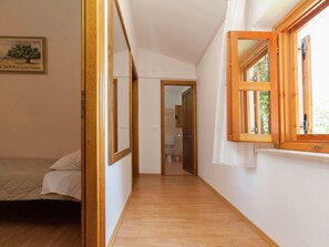 3 bedrooms, individually furnished - Rural Villa With Swimming Pool (Vrsar)