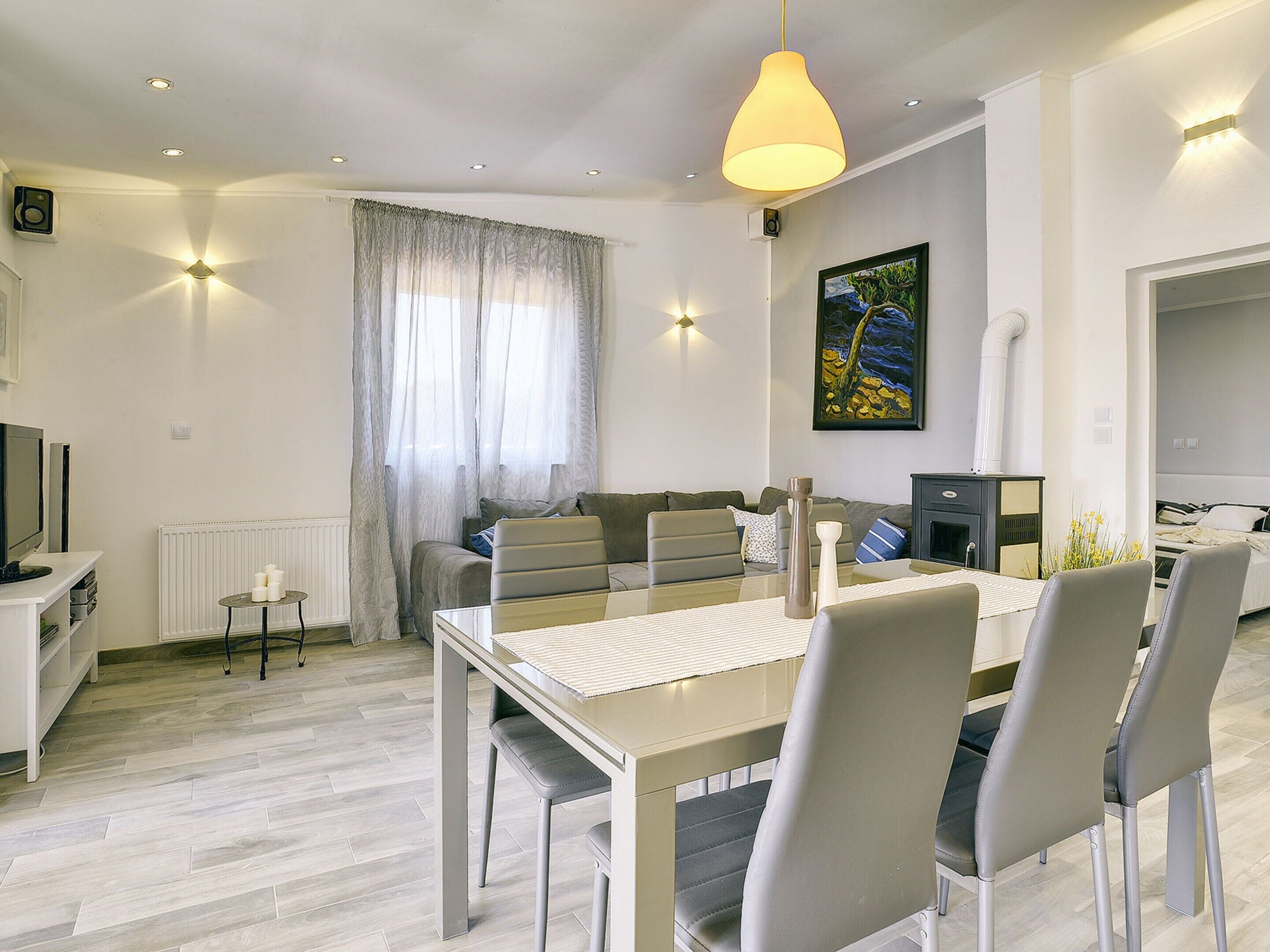 Villa | Dining