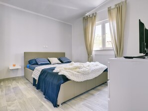 Villa | 2 bedrooms, bed sheets - Boutique Villa in Peroj With Garden (Vodnjan)