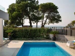 Apartment | Pool