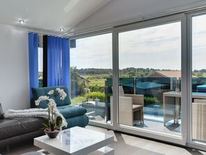 Villa | Living area