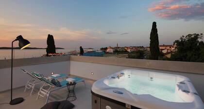 Luxury Apartment With Hot Tub and Sea View, Near the Beach and Close to Pula