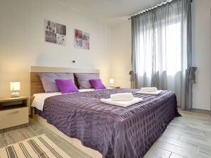 วิลล่า | 4 ห้องนอน, ตกแต่งพิเศษโดยเฉพาะ, เตารีด/โต๊ะรีดผ้า, ผ้าปูที่นอน