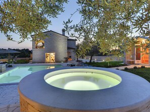 Villa | Pool | Indoor pool, outdoor pool - Charming Villa With Heated Pool Near Rovinj (Rovinj)