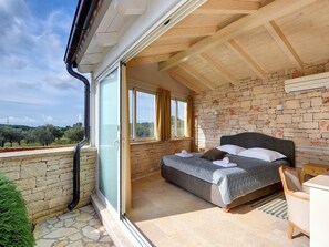 Villa | 4 bedrooms, individually furnished, bed sheets - Beautiful Villa With Garden, Private Heated Pool, Whirlpool, Sauna, Near Rovinj (Rovinj)