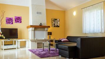Villa | Living area