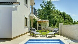 Villa | Piscine | Piscine intérieure, piscine extérieure