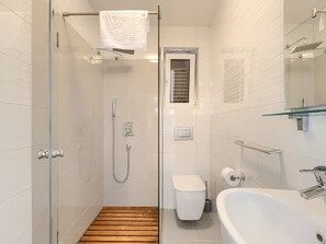 House | Bathroom | Shower