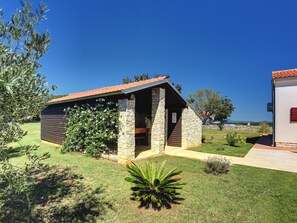 Exterior - Vintage Holiday Home in Mutvoran With Pool (Marcana)