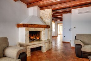 House | Property amenity - Holiday Home in Golas With Private Pool (Bale)