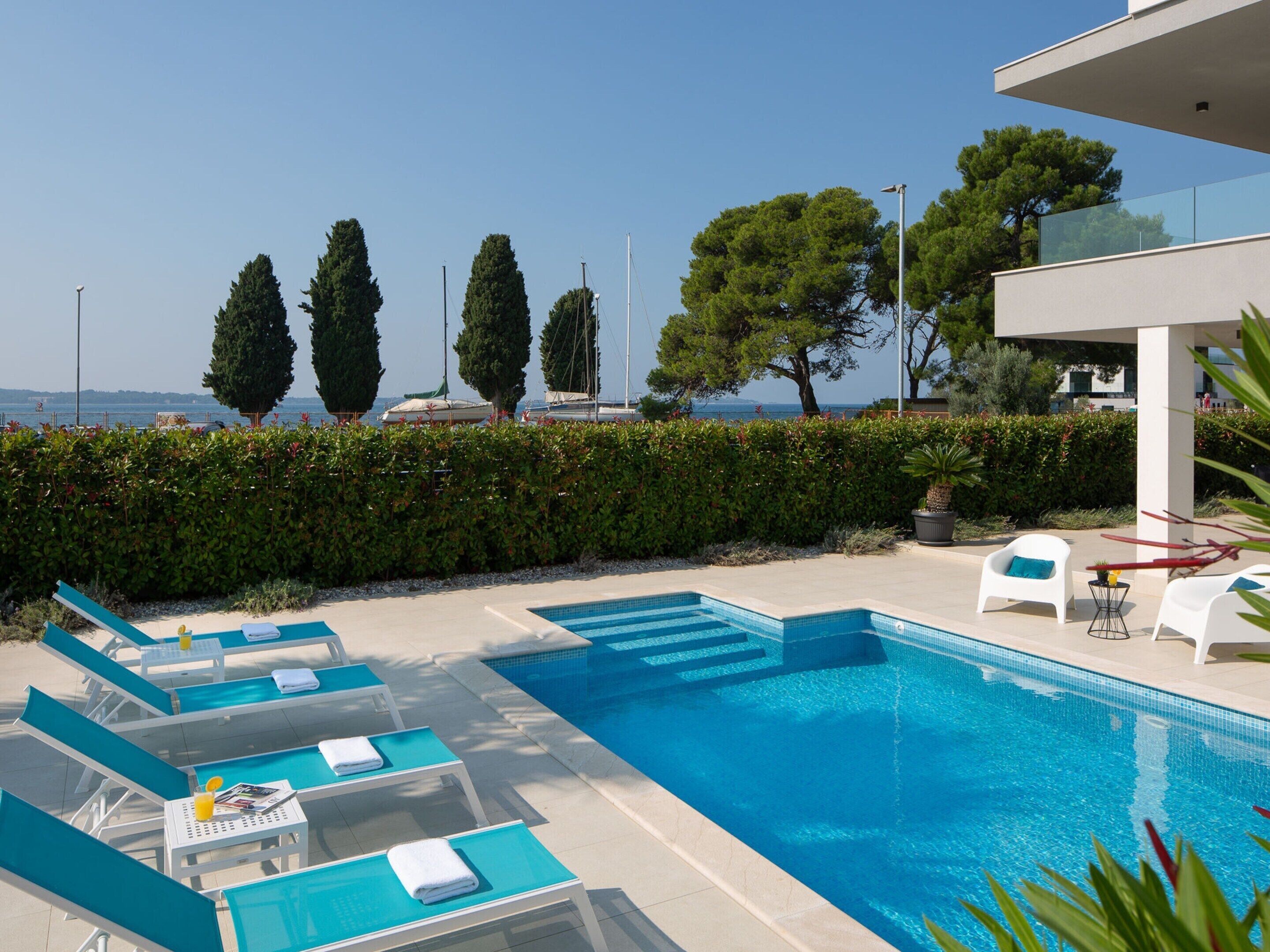 Apartment | Pool