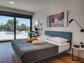 Villa | 7 Schlafzimmer, individuell eingerichtet, Bügeleisen/Bügelbrett