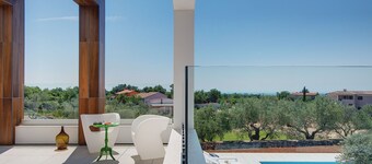 Villa in Vodnjan With Garden