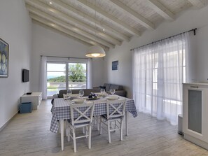 House | Dining - Modern Villa Histria With Pool and View (Marcana)