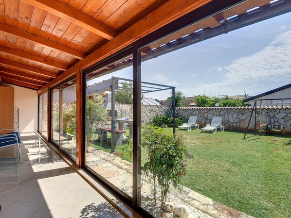 Exterior - Holiday Home in Medulin Near Beach (Medulin)