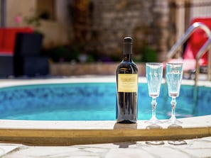 Apartment | Dining - Fascinating Apartment in Medulin near Beach (Medulin)
