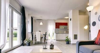 Detached Villa With Pool and Large Garden in Quiet Area Near the Sea