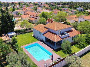 Villa | Pool | Inomhuspool och utomhuspool