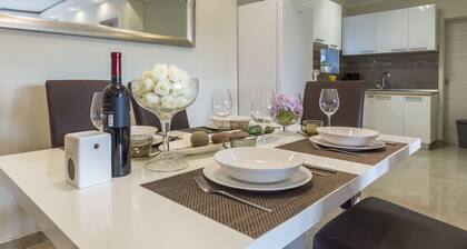 Villa in Kujici Near Beach With Pool