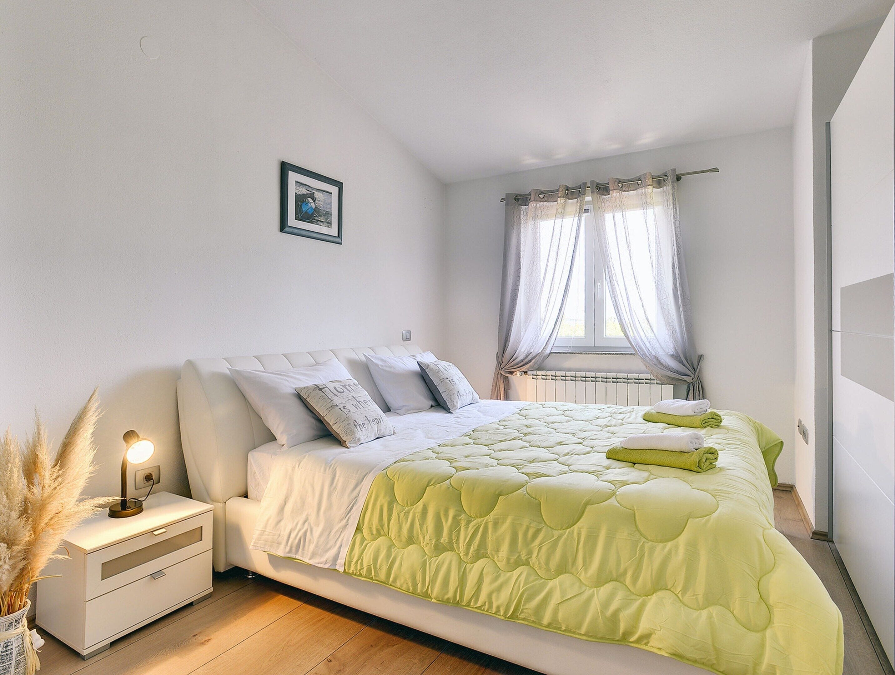 Apartment | 2 Schlafzimmer, individuell eingerichtet, Bettwäsche