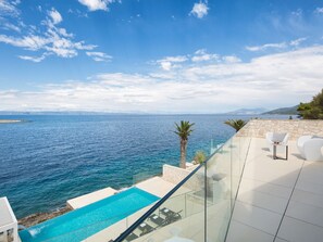 Villa | Pool - Beach Villa in Korcula with Pool, Sauna & Hot Tub (Blato)