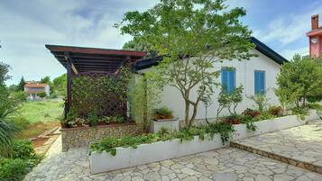 House | Exterior