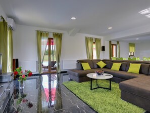 Huvila | Oleskelualue