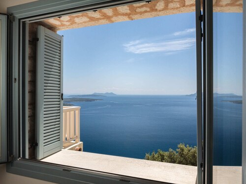 Modern Villa in Vasiliki with Swimming Pool & Hot Tub