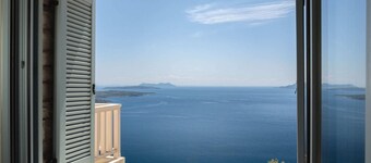 在Vasiliki的现代别墅,带游泳池和热水浴缸