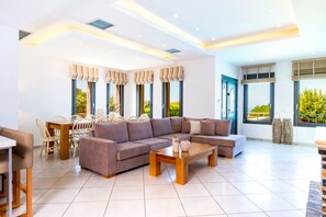 ヴィラ | リビング エリア