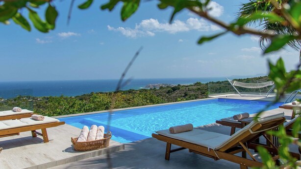 Villa | Basseng