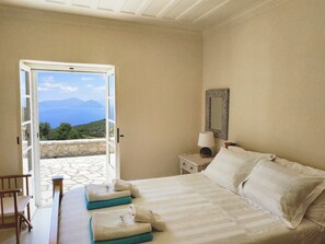 Villa | 5 chambres, ameublement personnalisé, fer et planche à repasser