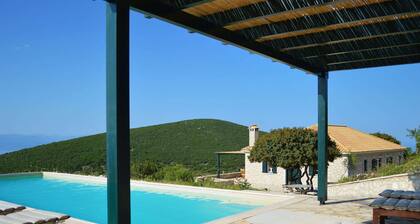 Spacious Villa in Vasiliki with Swimming Pool & Hot Tub