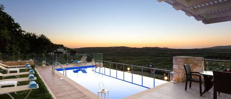 Villa | Pool | Indoor pool, outdoor pool