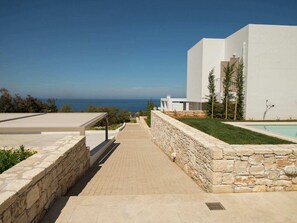 Reception - Elegant Villa Giasemi With Private Pool, Near Beach & Amenities + BBQ Area (Mylopotamos)