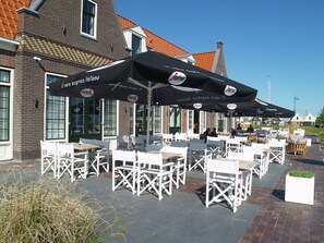 Dining - Spacious Holiday Home on Markermeer near Amsterdam (Uitdam)