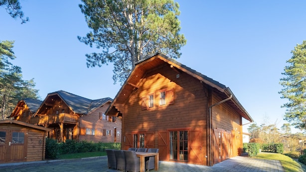 Exterior - Wooden Holiday Home with Microwave near Brunssummerheide (Brunssum)
