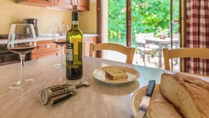 Dining - Cozy Apartment With Terrace in Tuscany (Capannoli)