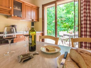 Dining - Cozy Apartment With Terrace in Tuscany (Capannoli)