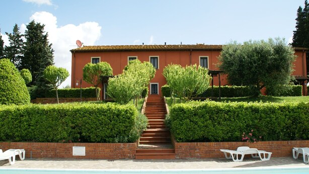 Unclassified image, 1 of 17, button - Spacious Apartment Furnished in Italian Style in the Hills (Montaione)