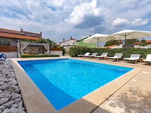 Exterior - Comfortable Holiday Home With Private Pool, Whirlpool and Summer Kitchen (Sveti Petar u Sumi)