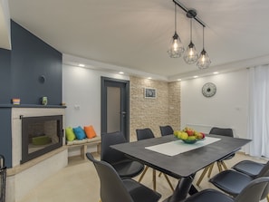 Dining - Comfortable Holiday Home With Private Pool, Whirlpool and Summer Kitchen (Sveti Petar u Sumi)