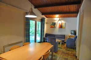 Chalet | Dining