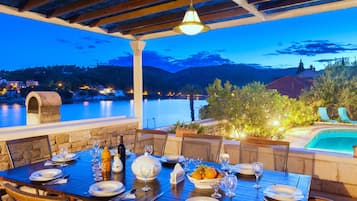 Villa | Pool | Indoor pool, outdoor pool