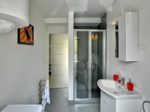 Ferienhaus | Badezimmer | Dusche