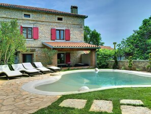 House | Pool | Indoor pool, outdoor pool - Holiday Home Liznjan With Pool Near Beach (Liznjan)