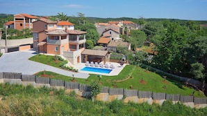 Unclassified image, 3 of 39, button - Modern Villa in Jasenovica With Swimming Pool (Porec)