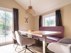 Dining - Comfortable Chalet Near Park De Veluwe (Otterlo)